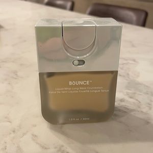 Beauty Blender foundation 1.40N 1oz.